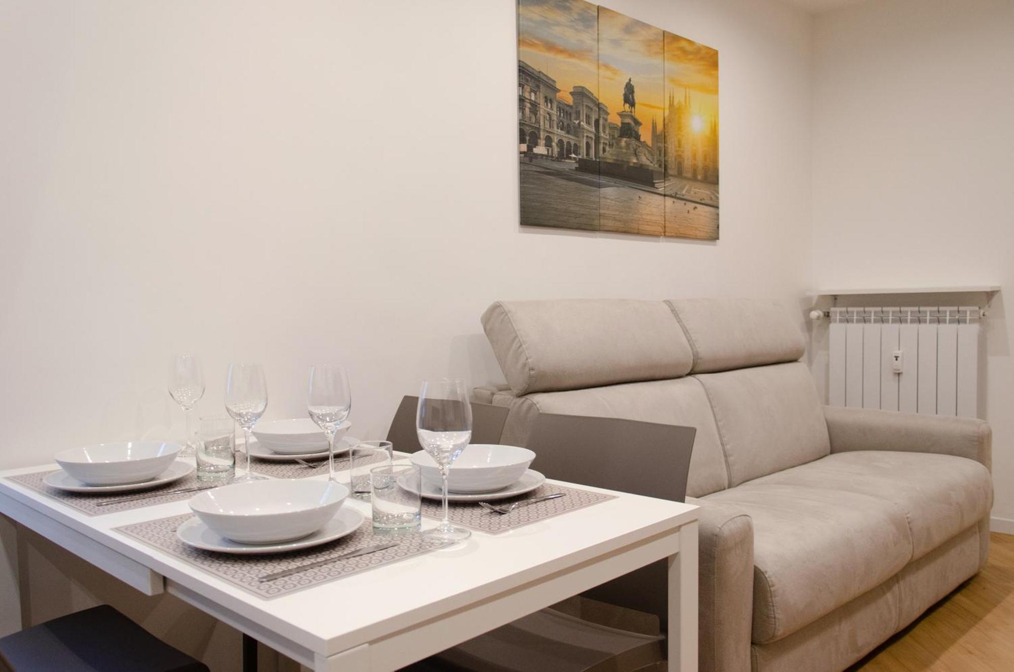 Magnoliaapartments - 5 Nirone Center ميلان المظهر الخارجي الصورة